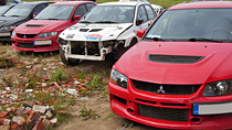 Mitsubishi Lancer Evolution dažādas virsbūves daļas un virsbūves paneļi